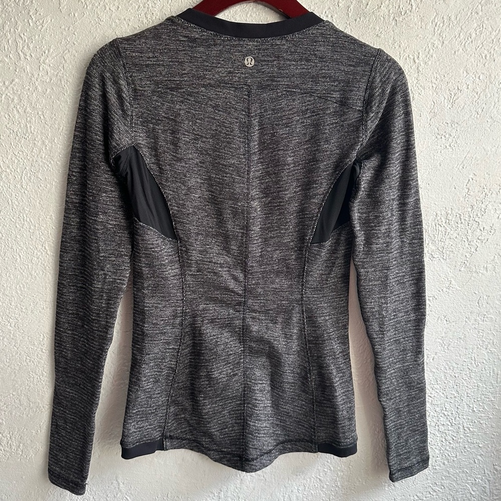 LULULEMON 6 long sleeve